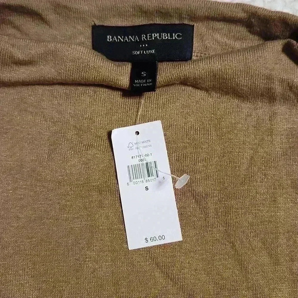 Banana Republic Soft Luxe Boxy T-Shirt - Picture 5 of 5